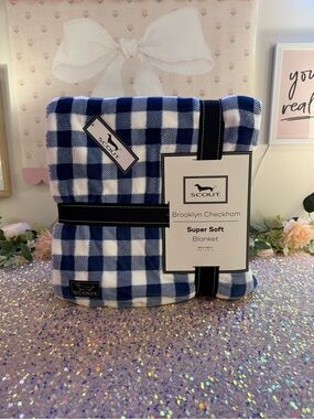 SCOUT Super Soft Blanket Brooklyn Checkham Blue Plaid • 90” x 90” / Queen • NWT